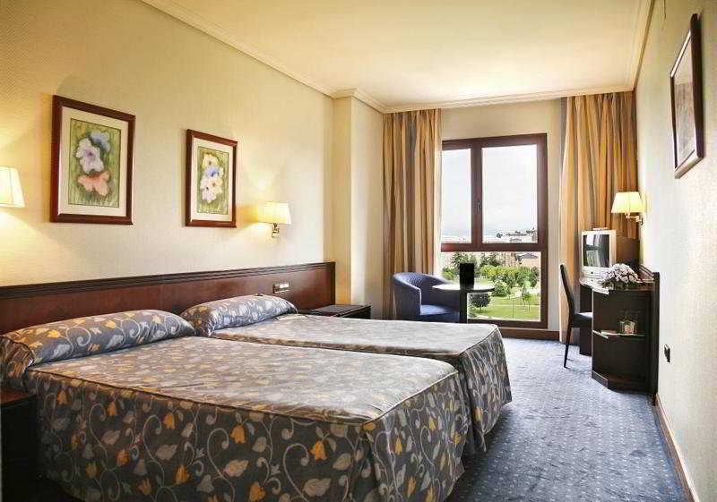 Occidental Pamplona Hotel Cameră foto